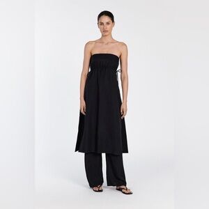 DISSH Mei Linen Blend Tunic Top in Black adjustable ties and zip closure